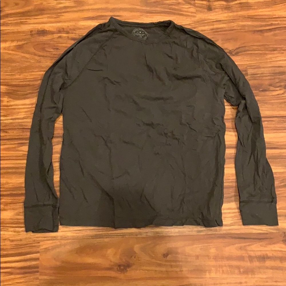 American eagle large long sleeve